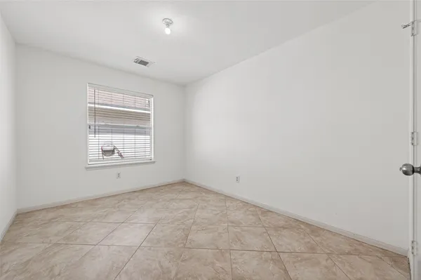 $1,900 | 11002 Bradford Way Drive, Houston, TX 77075