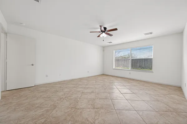 $1,900 | 11002 Bradford Way Drive, Houston, TX 77075