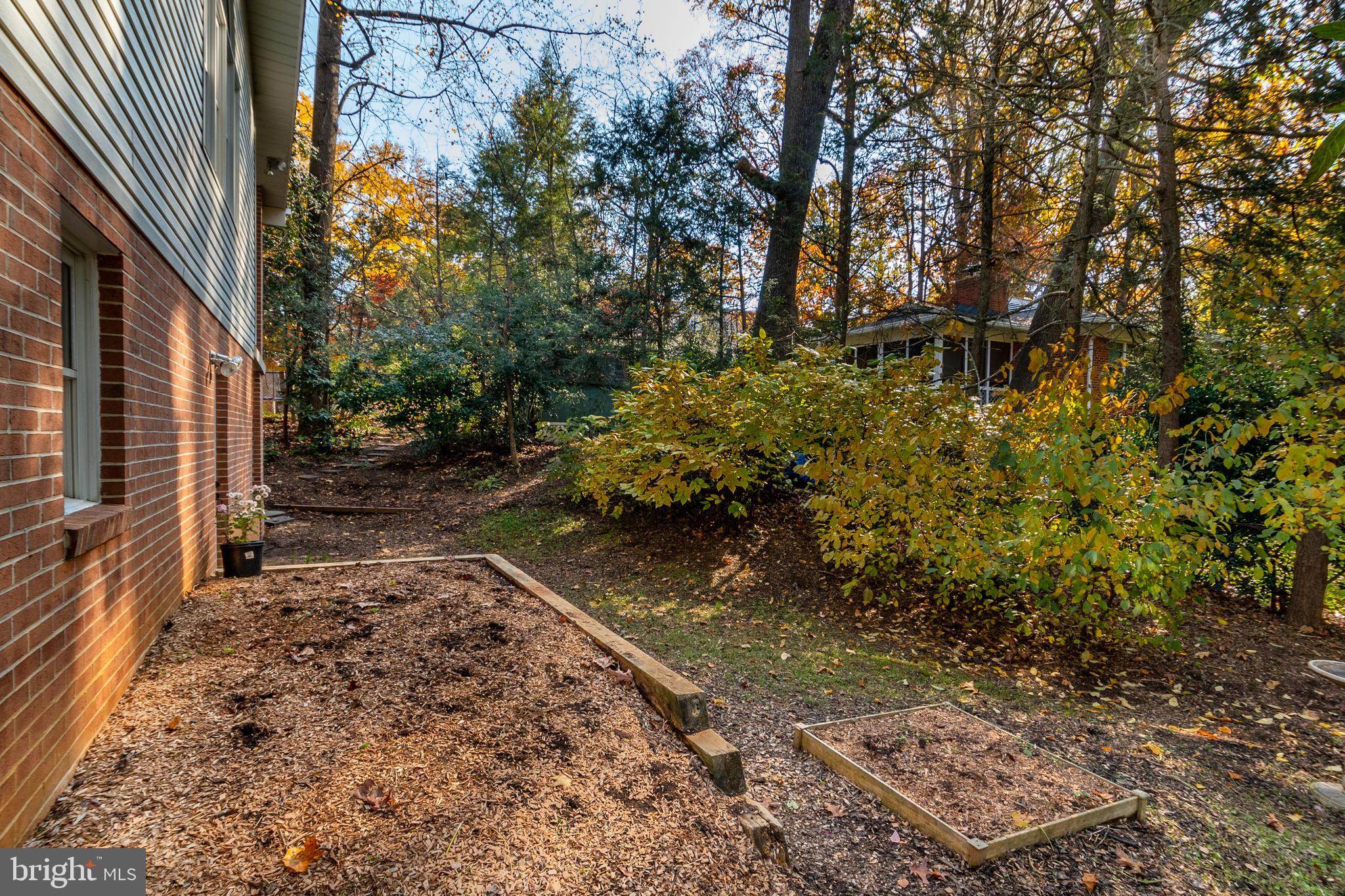 1202 Edgevale Road Silver Spring, MD 20910 - Photo 40 of 44