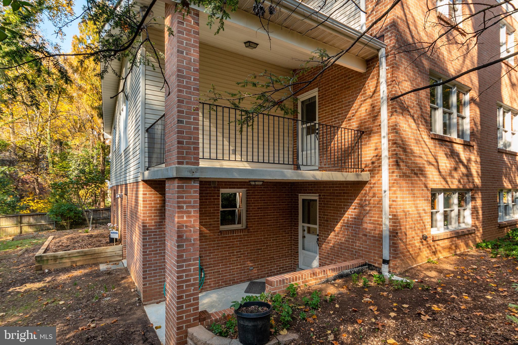 1202 Edgevale Road Silver Spring, MD 20910 - Photo 43 of 44