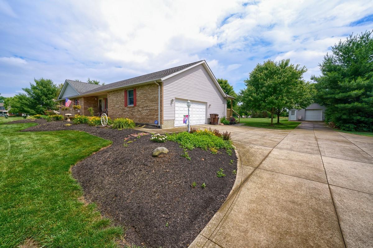 5035 Bell Station Road Circleville, OH 43113 - Photo 14 of 58