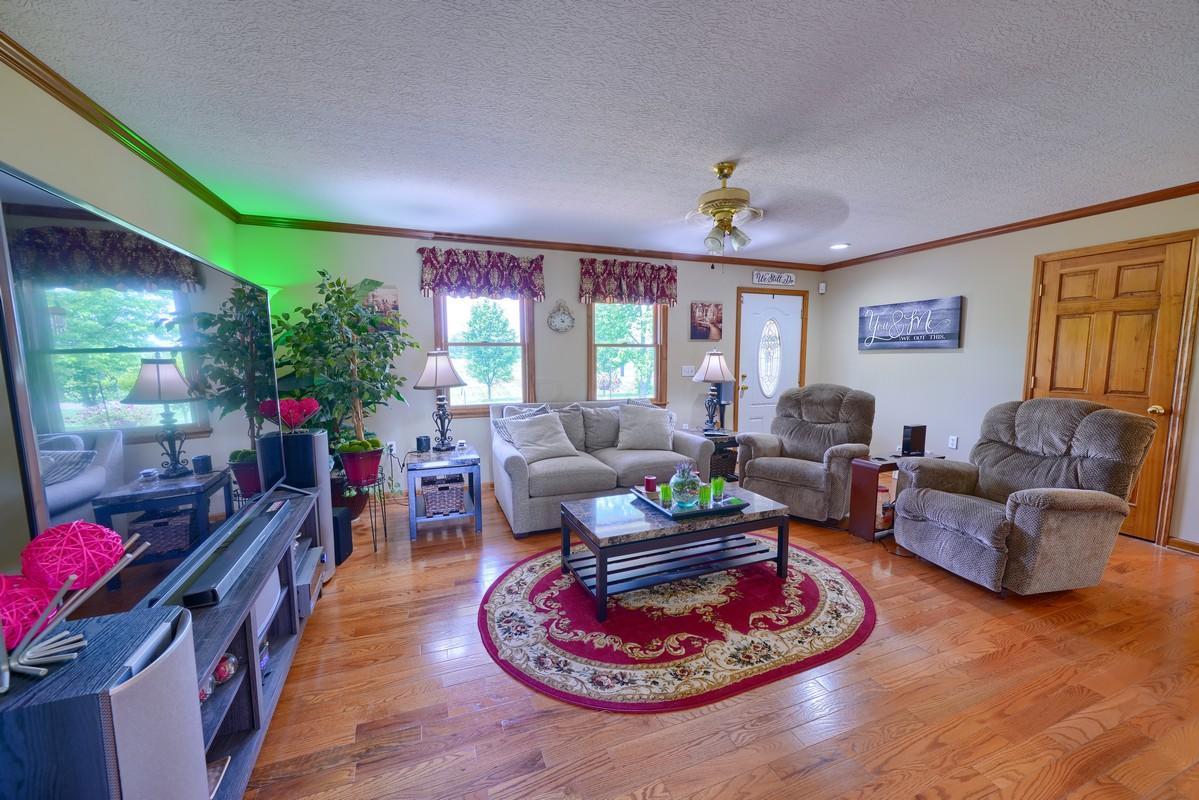 5035 Bell Station Road Circleville, OH 43113 - Photo 16 of 58