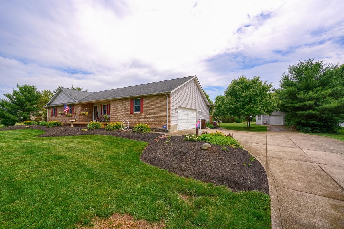 5035 Bell Station Road Circleville, OH 43113 - Photo 3 of 58