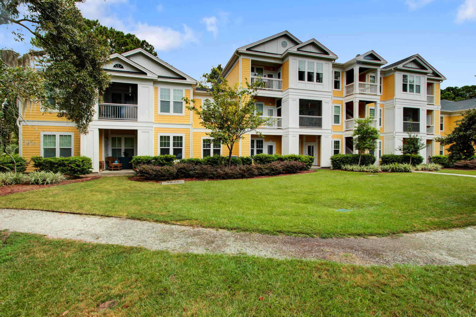 1911 Chatelain Way Mount Pleasant, SC 29464 - Photo 1 of 29 1911 Chatelain Way, Mount pleasant SC (1