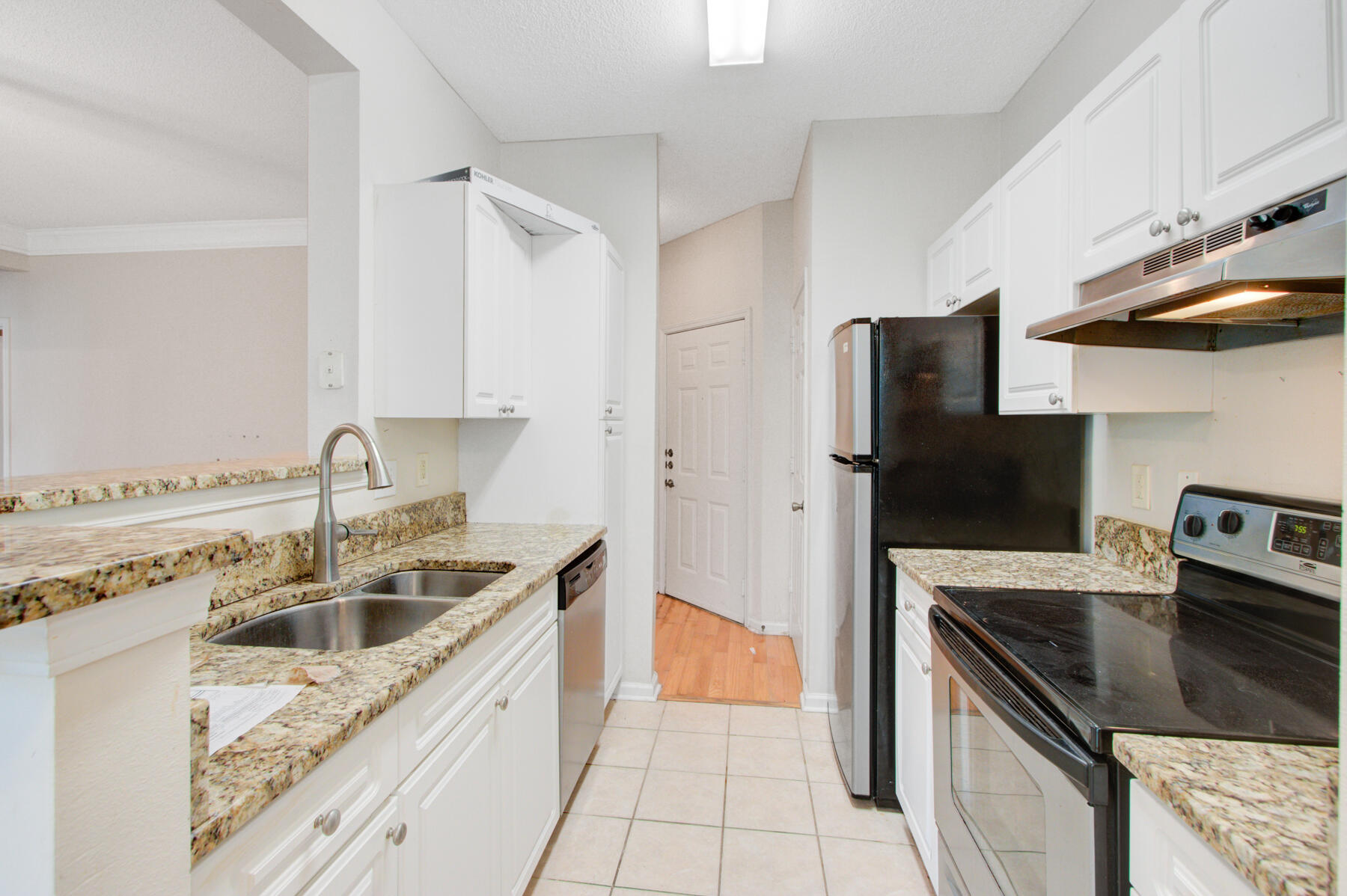 1911 Chatelain Way Mount Pleasant, SC 29464 - Photo 11 of 29 1911 Chatelain Way, Mount pleasant SC (1