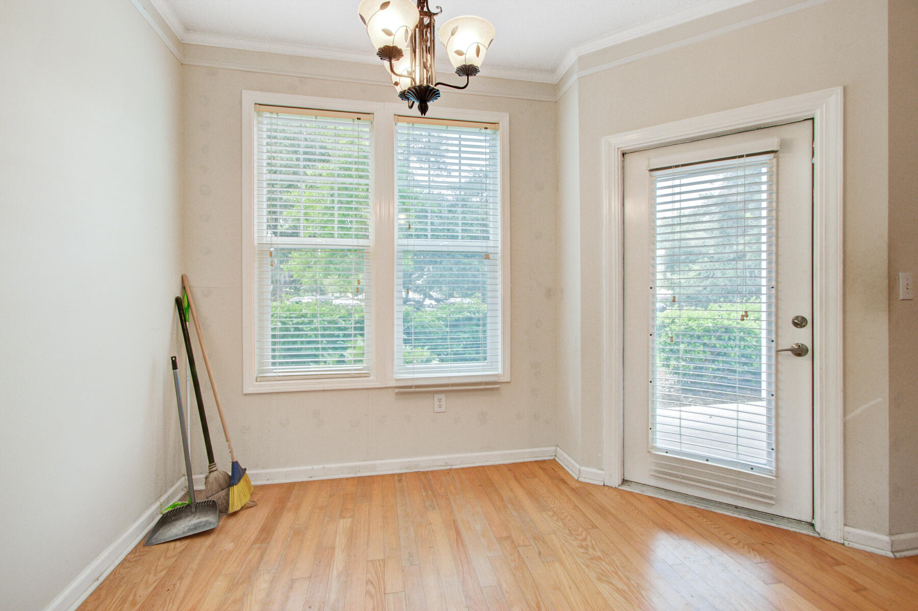 1911 Chatelain Way Mount Pleasant, SC 29464 - Photo 10 of 29 1911 Chatelain Way, Mount pleasant SC (1