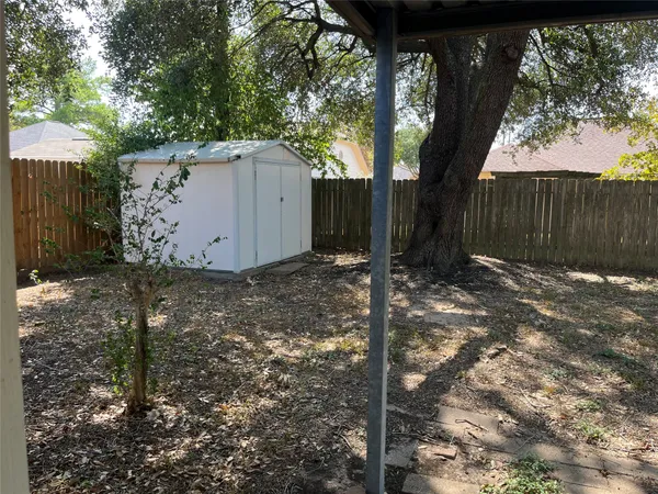 $1,800 | 19311 Nasworthy Drive, Tomball, TX 77375