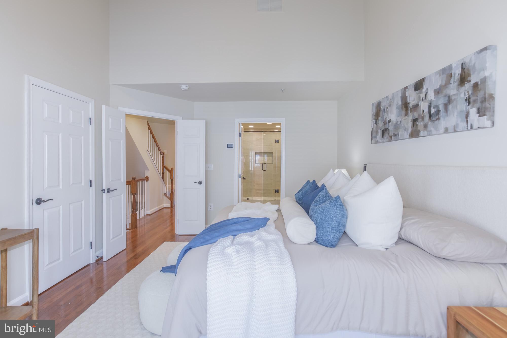 815 G Street Southwest Washington, DC 20024 - Photo 20 of 32 Serene bedroom with modern elegance.