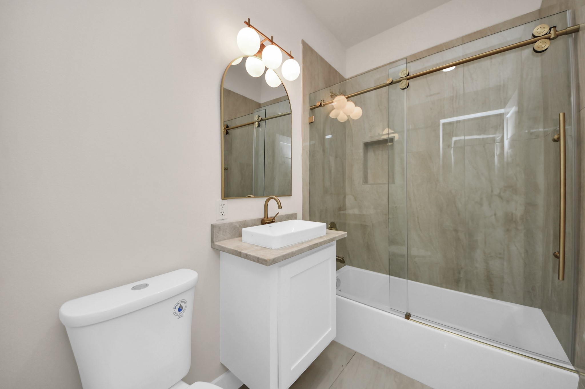 427 North Milby Street Houston, TX 77003 - Photo 28 of 44 a bathroom with a sink a toilet and shower
