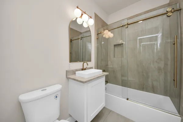 $349,900 | 427 North Milby Street, Houston, TX 77003