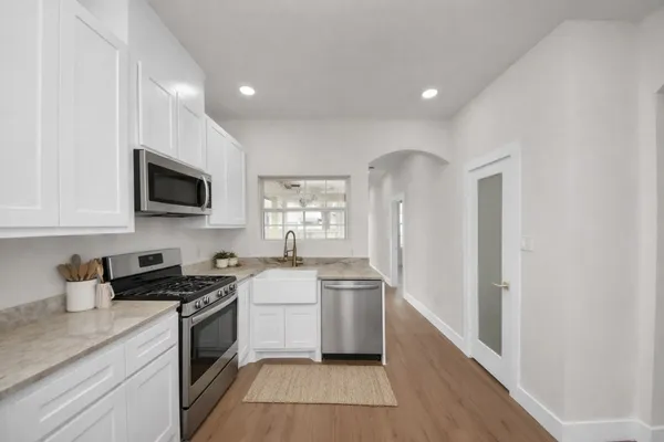$349,900 | 427 North Milby Street, Houston, TX 77003