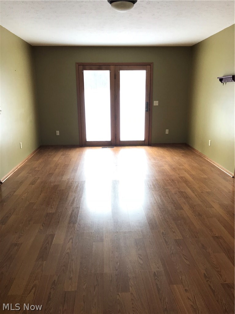 35137 Detroit Road Avon, OH 44011 - Photo 8 of 19
