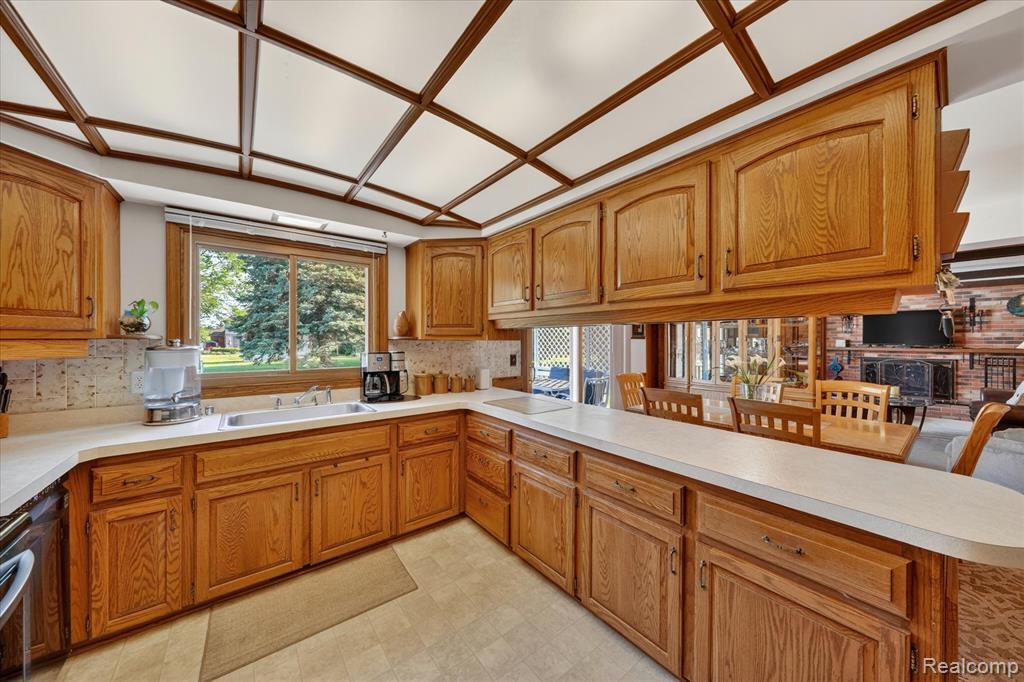 18178 22 Mile Road Macomb, MI 48044 - Photo 14 of 43