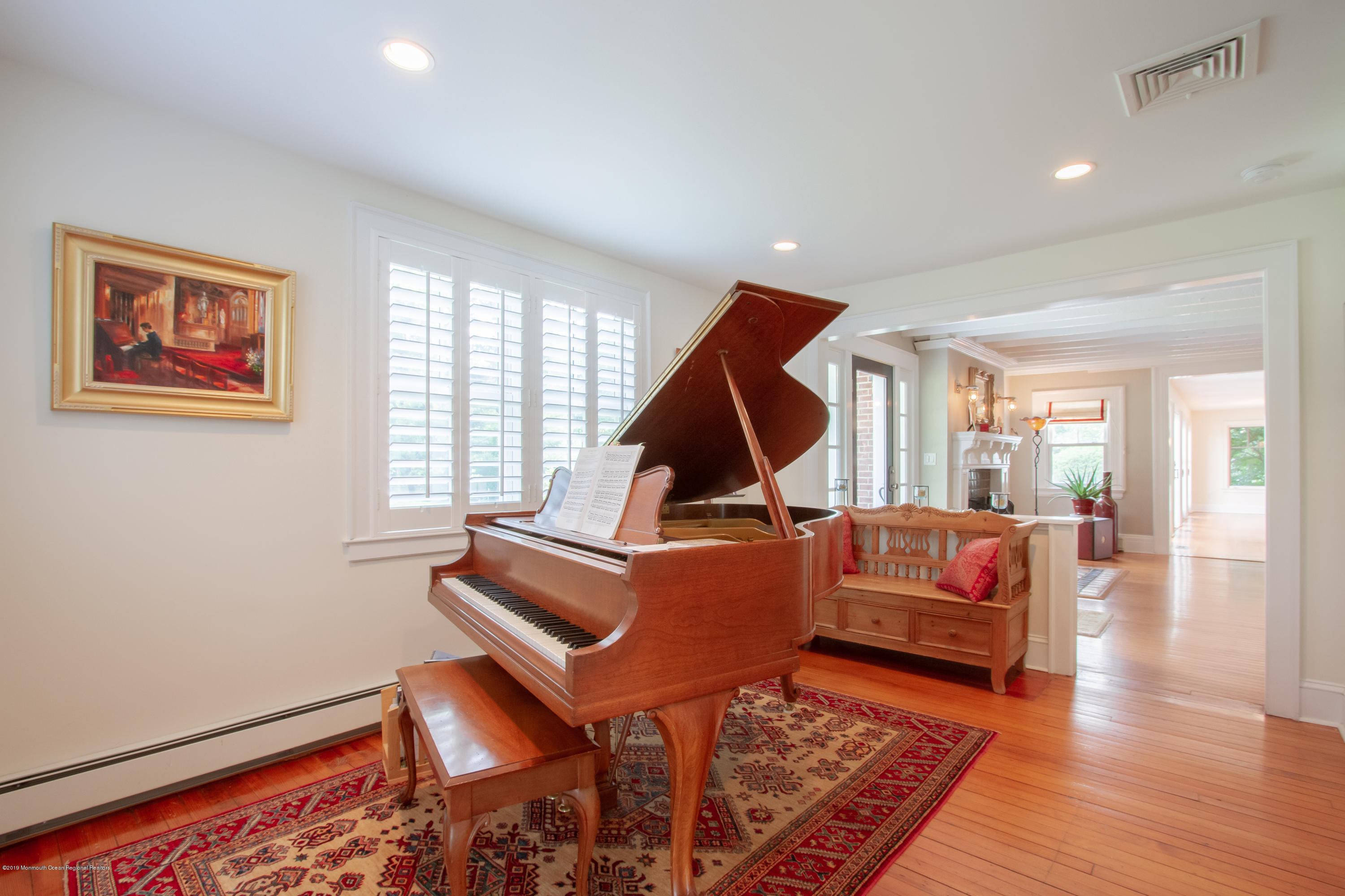 88 1/2 Rumson Road Rumson, NJ 07760 - Photo 18 of 37 Gathering Area