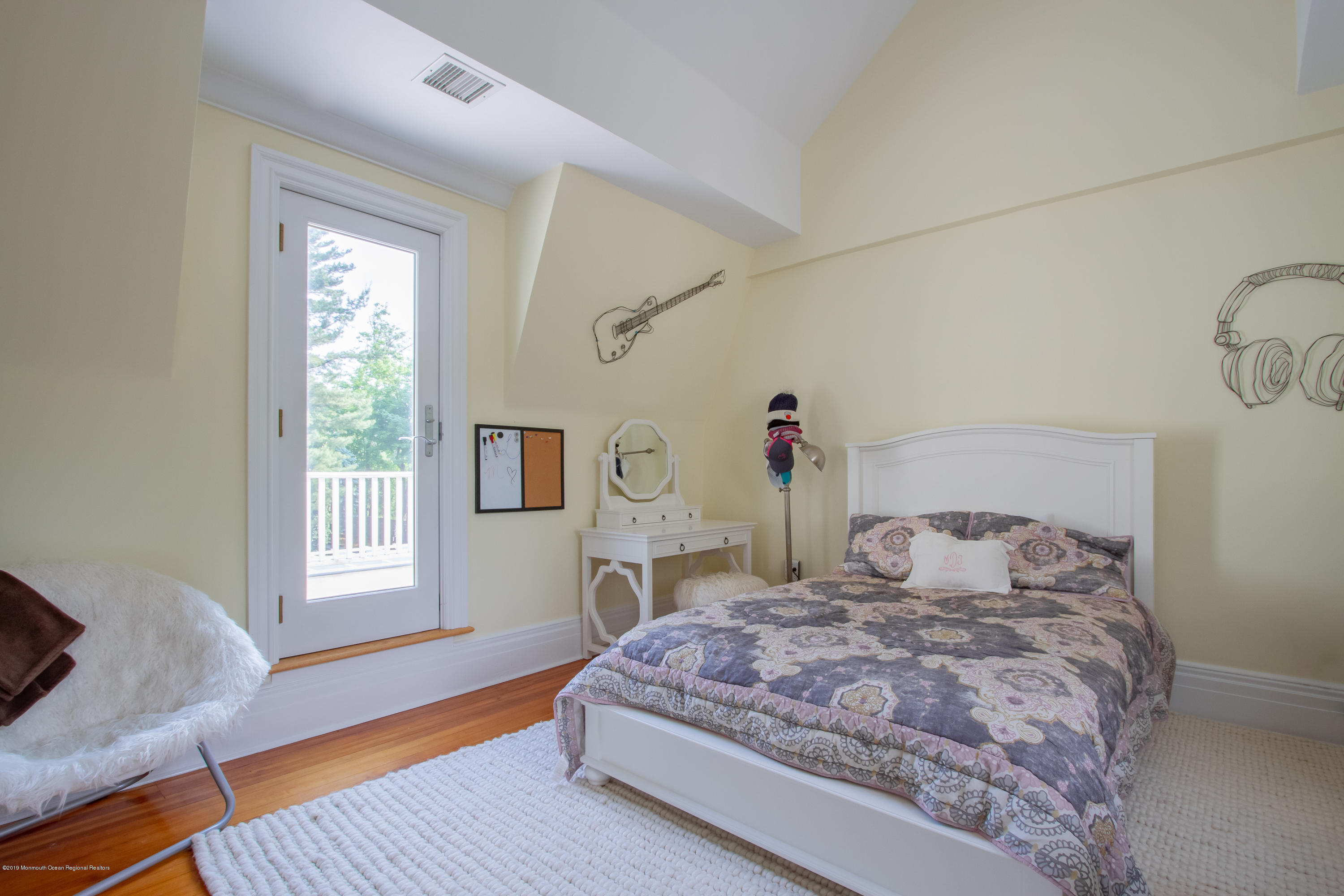 88 1/2 Rumson Road Rumson, NJ 07760 - Photo 25 of 37 Bedroom 2