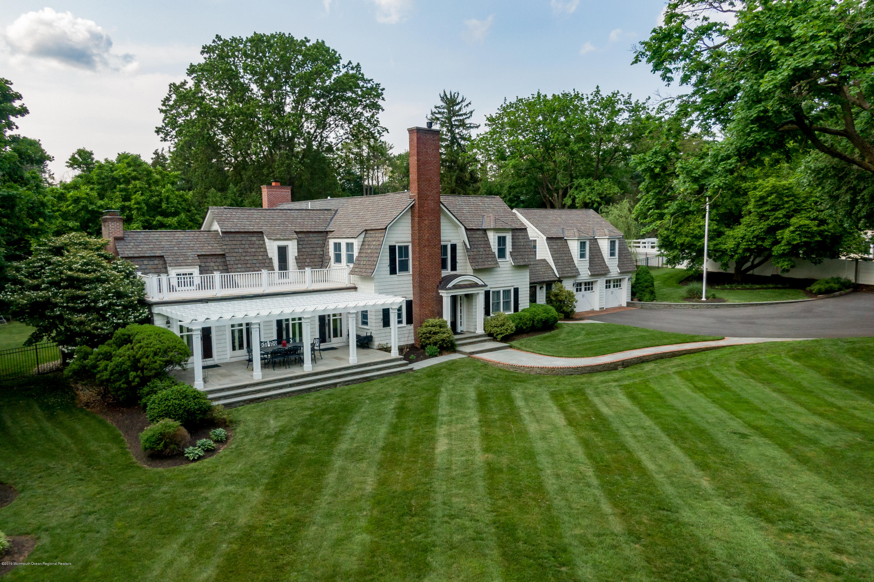 88 1/2 Rumson Road Rumson, NJ 07760 - Photo 4 of 37 Impeccable!