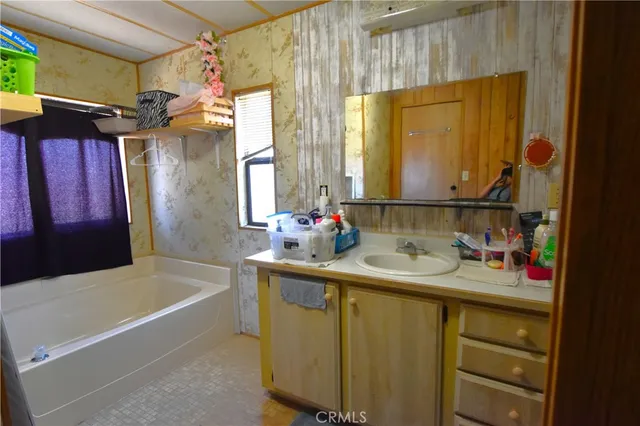 $206,000 | 13235 Highway A-12 Montague Ca, Montague, CA 96064