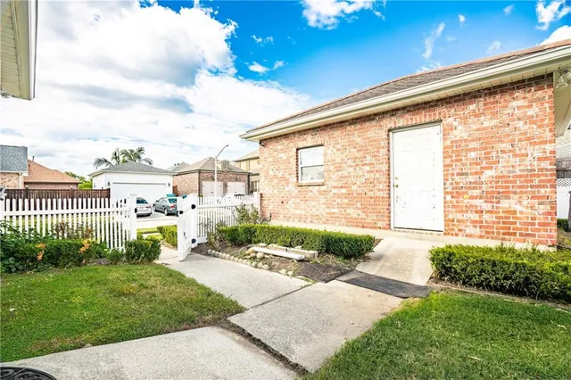 $650,000 | 224 Legrande Bayou Lane, Kenner, LA 70065