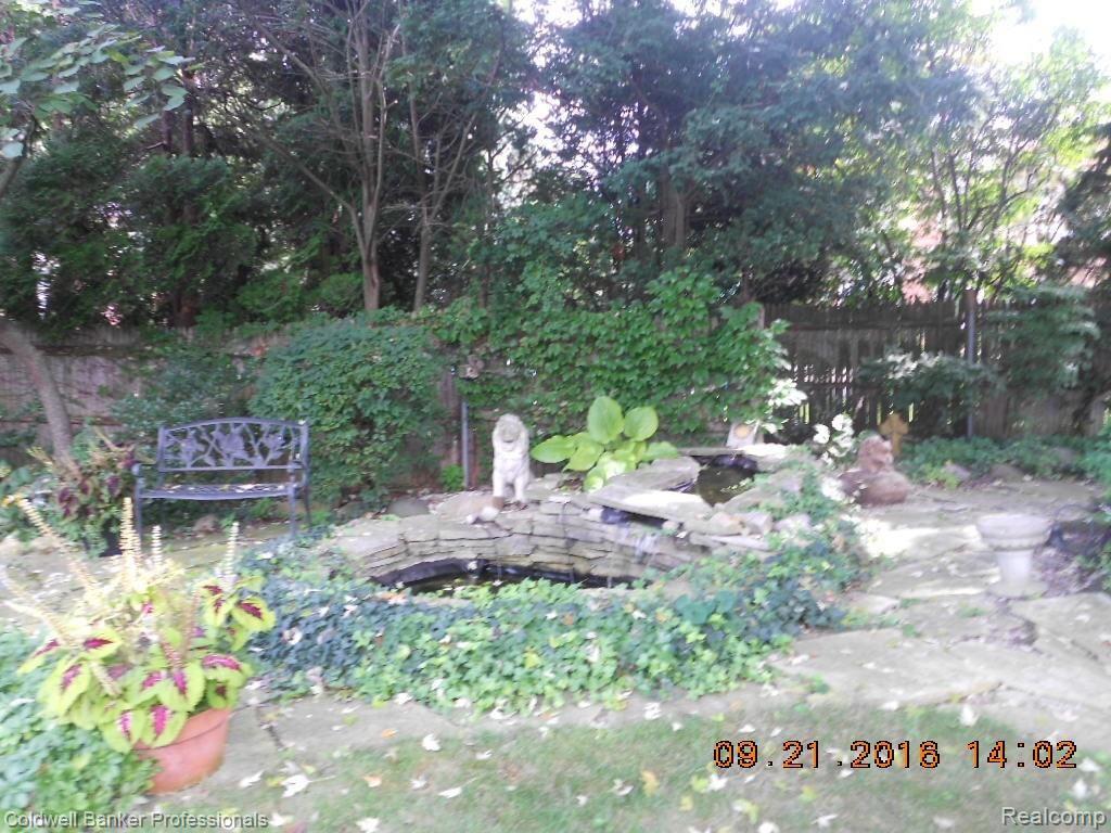 21 Beacon Hill Road Grosse Pointe Farms, MI 48236 - Photo 17 of 93