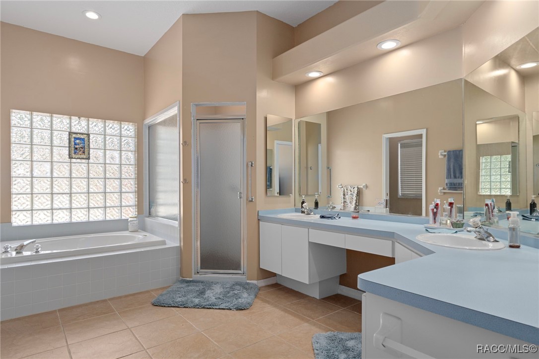 9 Foxgreen Court Homosassa, FL 34446 - Photo 23 of 45