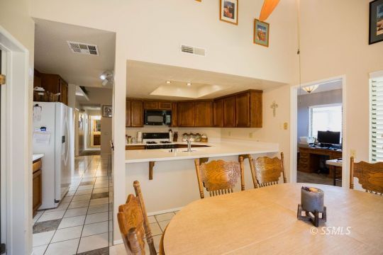 1206 Mountain View Drive Ridgecrest, CA 93555 - Photo 12 of 33 Gallery Image 12