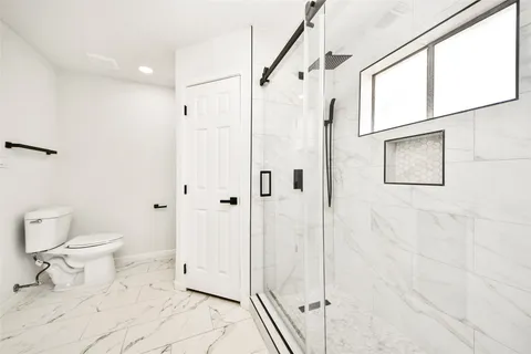 $264,900 | 13122 Benford Drive, Houston, TX 77099