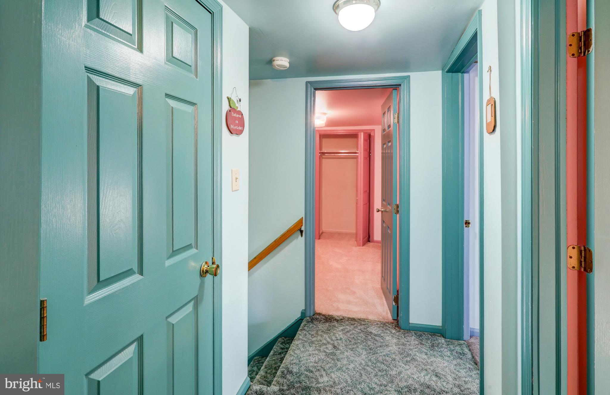 206 Pleasant Hill Drive Lititz, PA 17543 - Photo 25 of 35 a view of an entryway