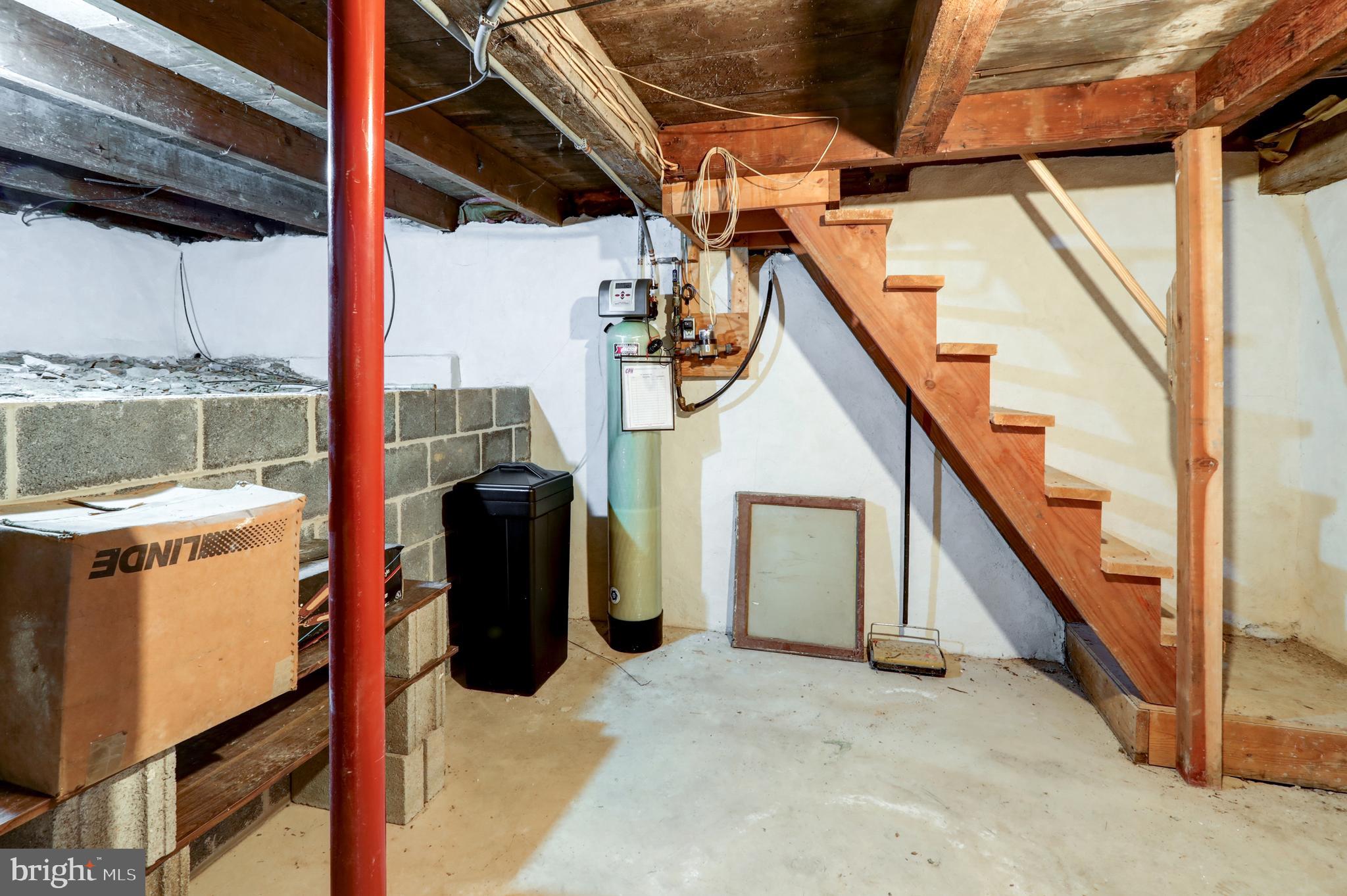 206 Pleasant Hill Drive Lititz, PA 17543 - Photo 35 of 35 a view of a porch with furniture