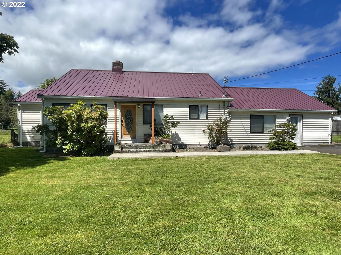 604 Marolf Loop Road Tillamook, OR 97141 - Photo 4 of 29