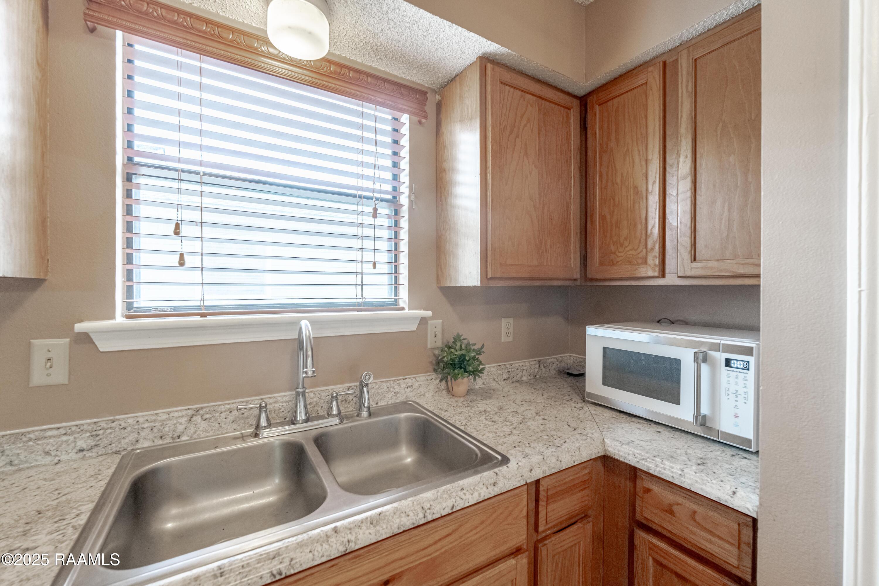 100 Teal Lane, Unit 54 Lafayette, LA 70507 - Photo 13 of 27 100 Teal Lane 54-13