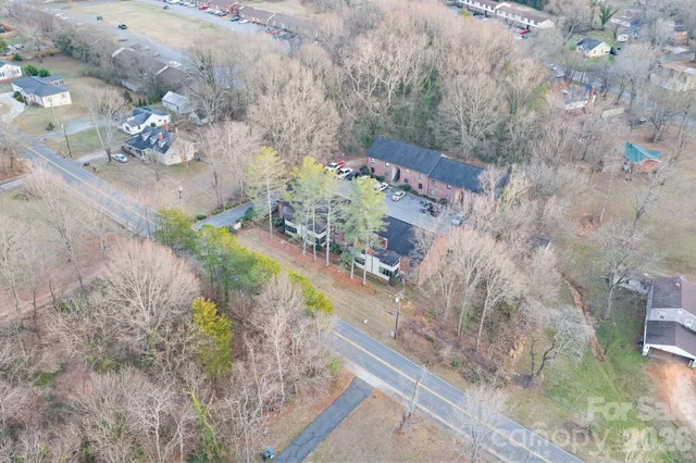 a view of outside area