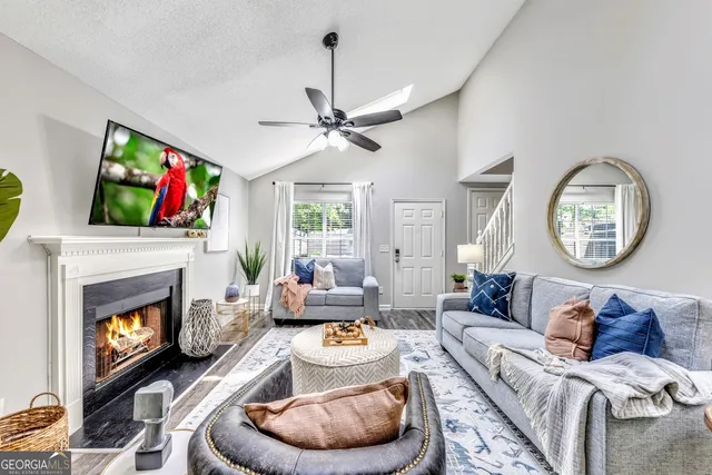 $4,200 | 4210 Lakes End Drive Northwest, Kennesaw, GA 30144