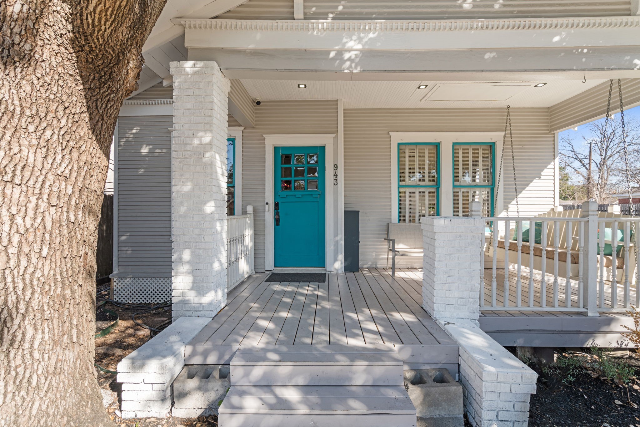 943 Pecore Street Houston, TX 77009 - Photo 11 of 25 Entry