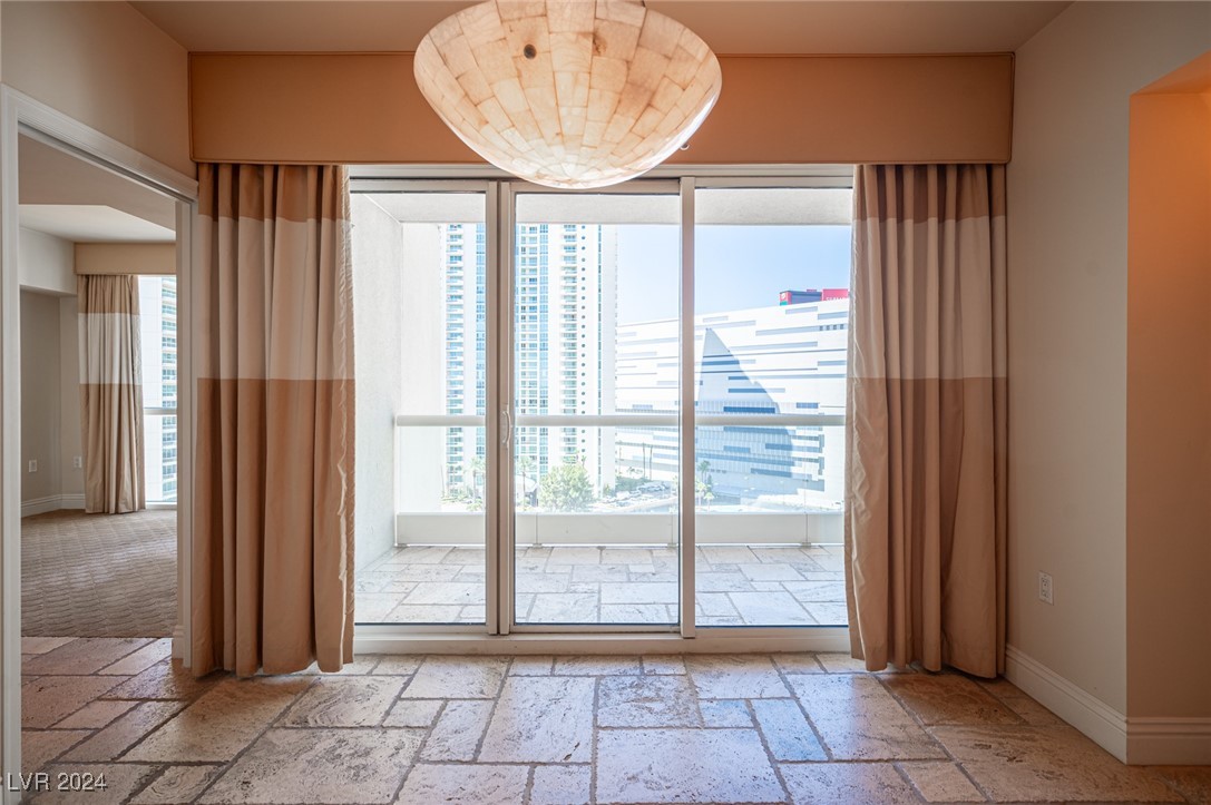 2777 Paradise Road, Unit 1202 Las Vegas, NV 89109 - Photo 6 of 26