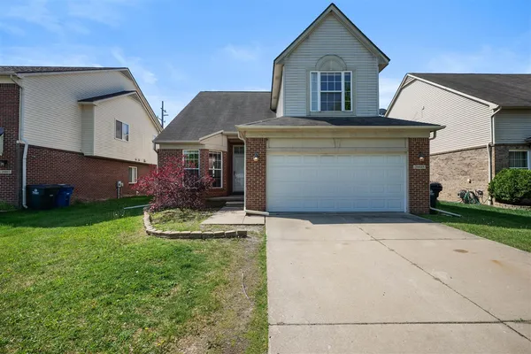 $299,000 | 29885 Lacy Drive, Westland, MI 48186