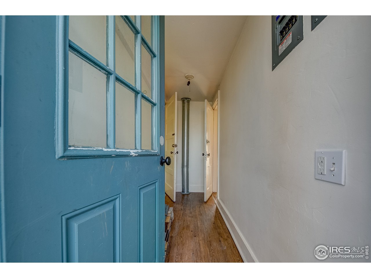 1018 Akin Avenue Fort Collins, CO 80521 - Photo 20 of 40 1020 Entryway
