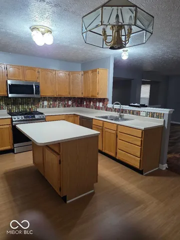 $2,500 | 9114 Robey Meadows Lane, Indianapolis, IN 46234