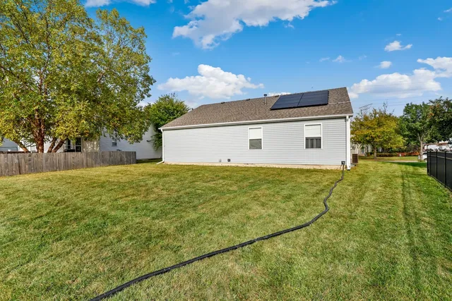 $324,900 | 2306 Willow Lakes Drive, Plainfield, IL 60586