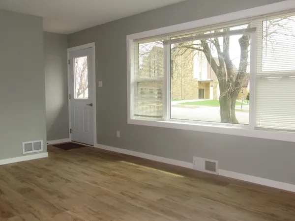 $138,900 | 305 North Maryland Avenue, Fulda, MN 56131