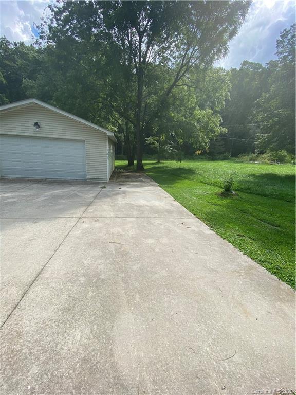 137 Walnut Road Clyde, NC 28721 - Photo 36 of 38