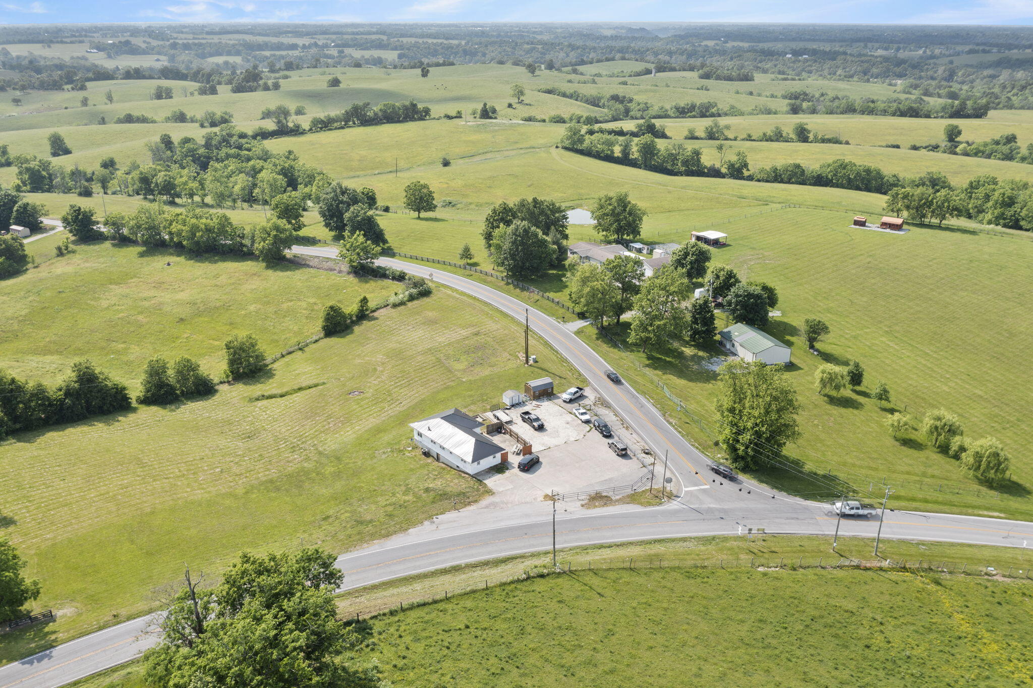 2702 Lancaster Road Richmond, KY 40475 - Photo 7 of 31 1-web-or-mls-DJI_0152