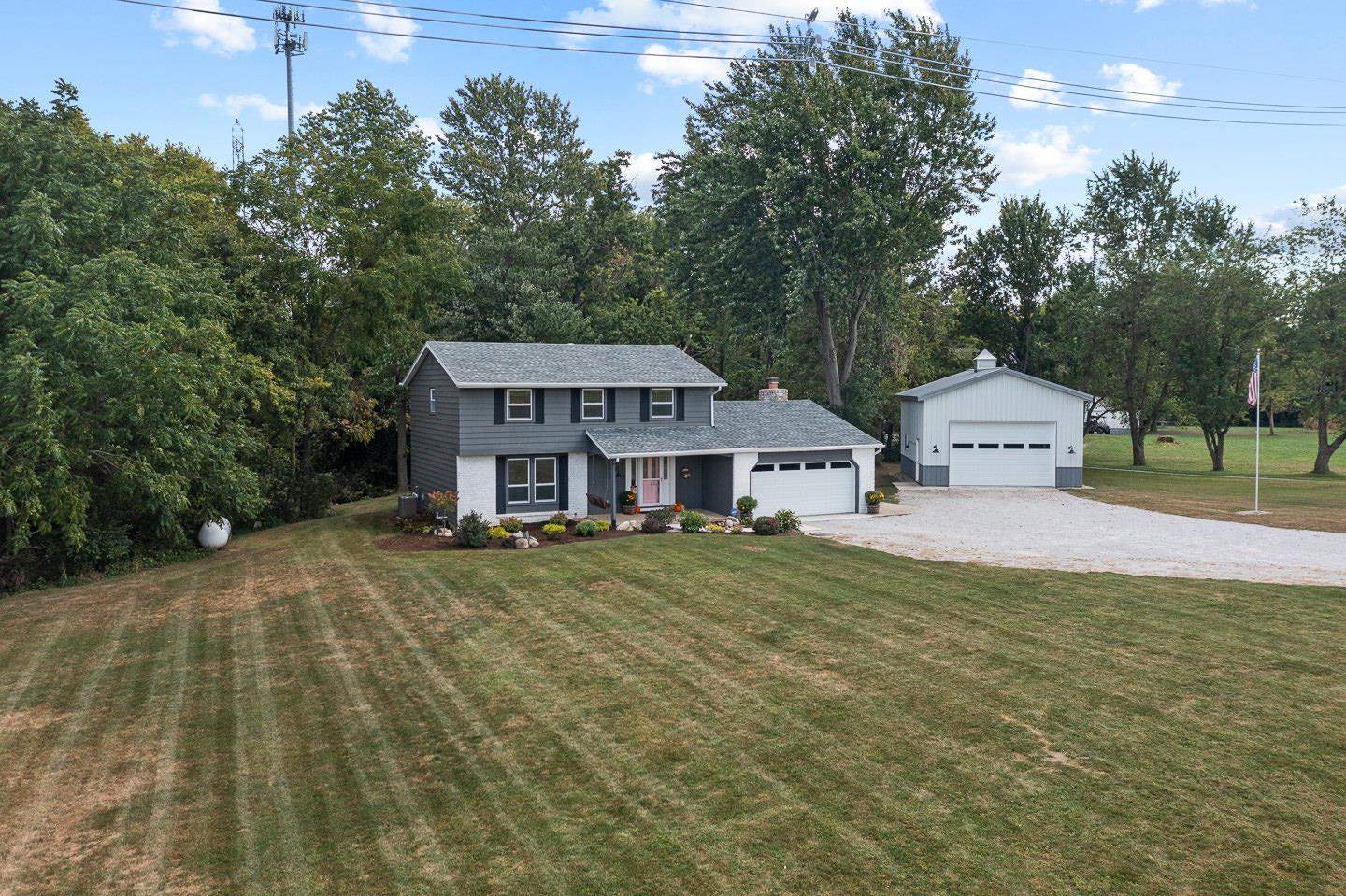 16522 Auburn Road Huntertown, IN 46748 - Photo 5 of 34 Gallery Image 5
