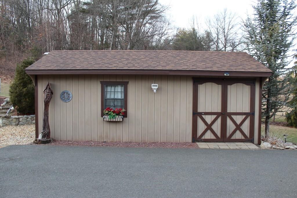 16 Whitaker Road Westfield, MA 01085 - Photo 20 of 25 Gallery Image 20