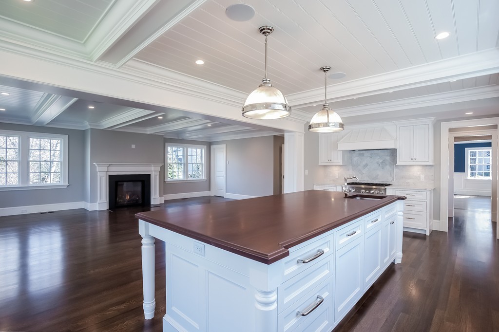 21 Stanford Road Wellesley, MA 02481 - Photo 4 of 29 Gallery Image 4