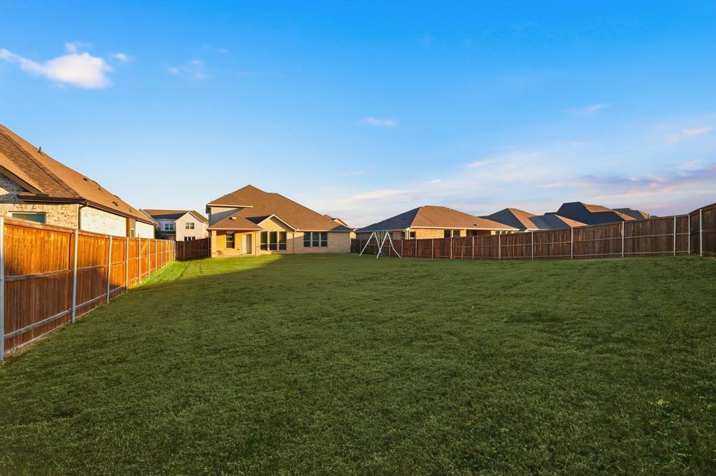 908 Guava Court Forney, TX 75126 - Photo 35 of 40