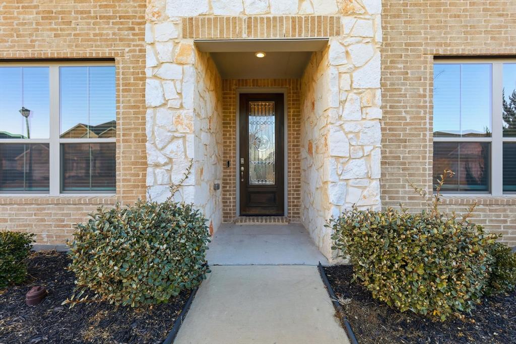 908 Guava Court Forney, TX 75126 - Photo 4 of 40