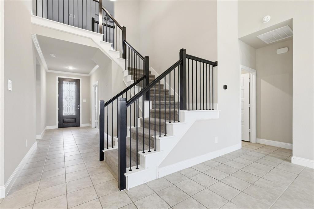 908 Guava Court Forney, TX 75126 - Photo 5 of 40