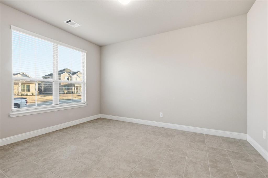 908 Guava Court Forney, TX 75126 - Photo 7 of 40