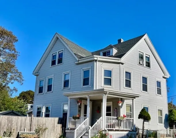 $2,500 | 52 Essex Street, Unit 2, Beverly, MA 01915