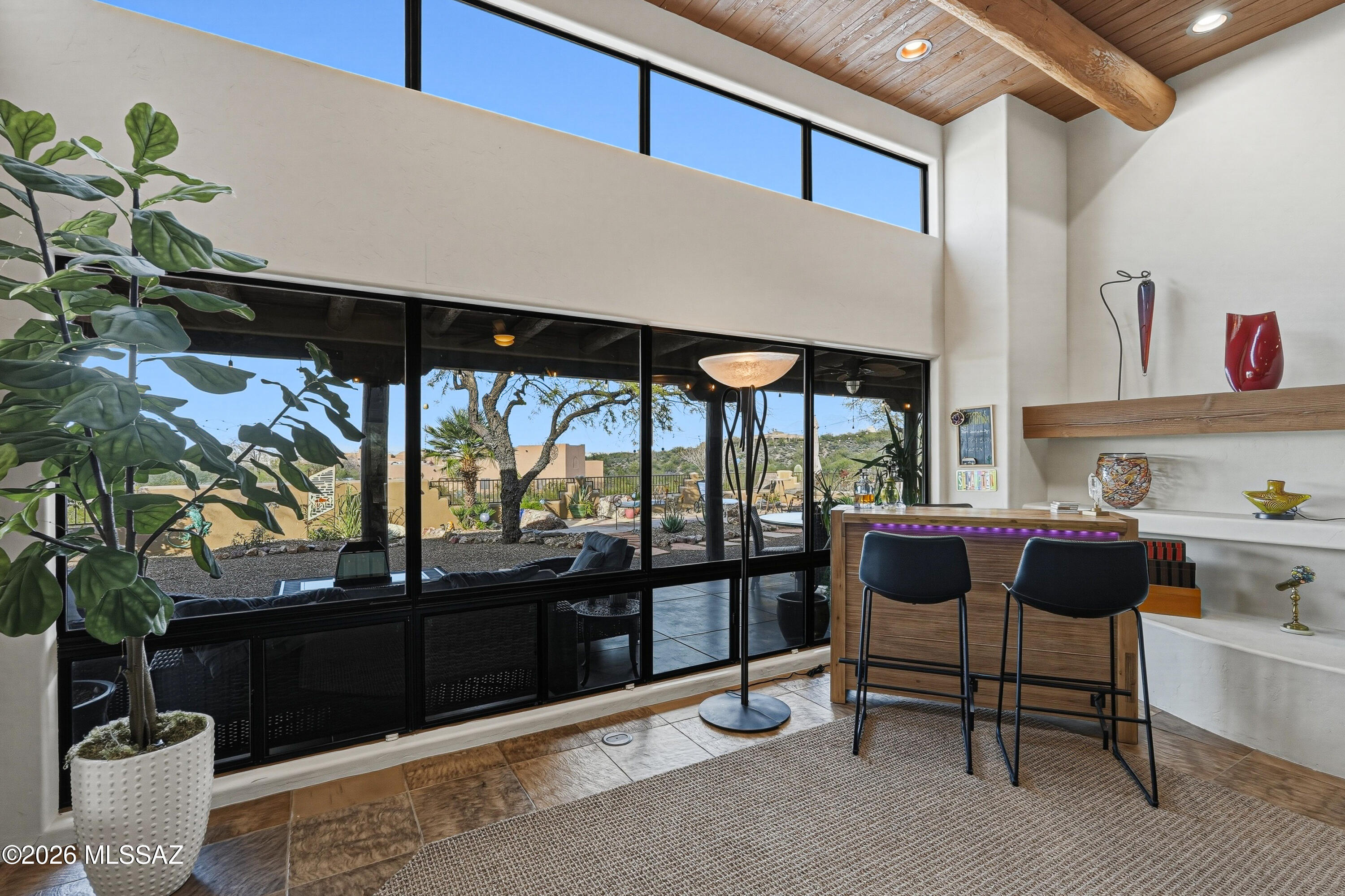 6060 North Abington Road Tucson, AZ 85743 - Photo 3 of 47 Clerestory windows